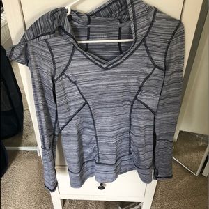 Zella hooded workout long sleeve top size small